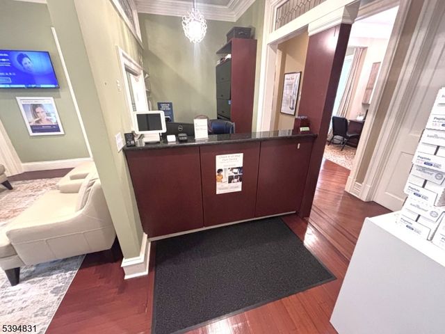 4 Perry St, Morristown Town, NJ 07960