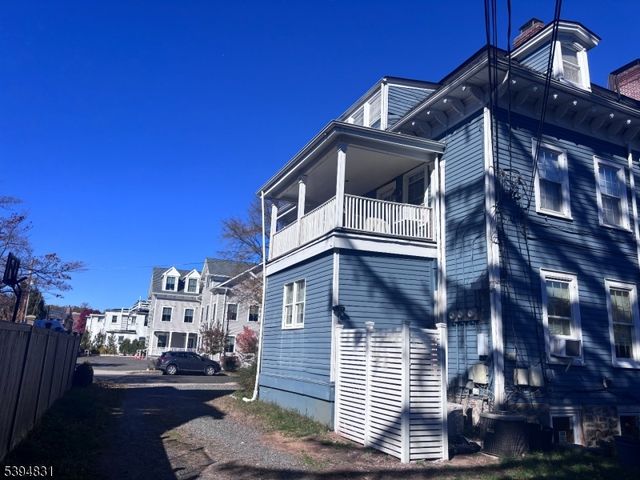 4 Perry St, Morristown Town, NJ 07960