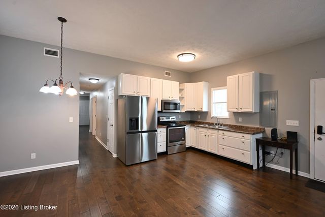 4320 Louisville Ave, Louisville, KY 40209