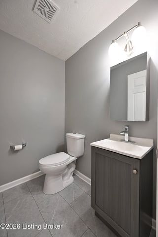 4320 Louisville Ave, Louisville, KY 40209