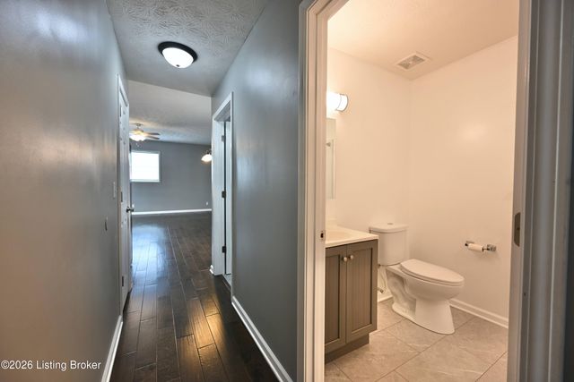 4320 Louisville Ave, Louisville, KY 40209