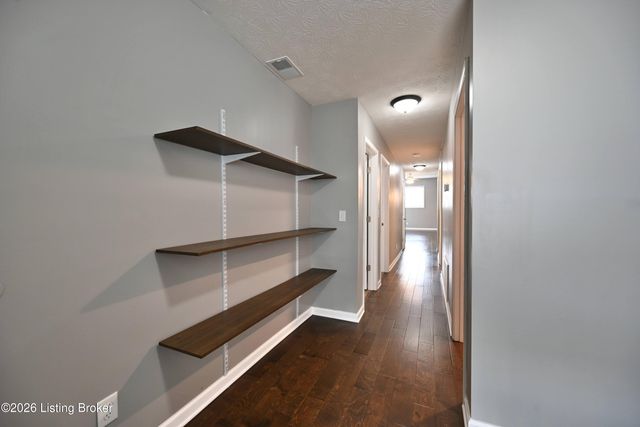 4320 Louisville Ave, Louisville, KY 40209