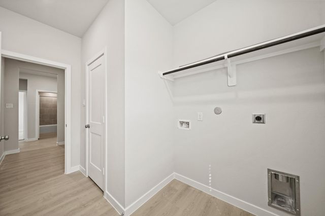 3605 Crawford Street, Bay City, TX 77414