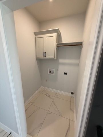 686 County Road 3061, Orange Grove, TX 78372