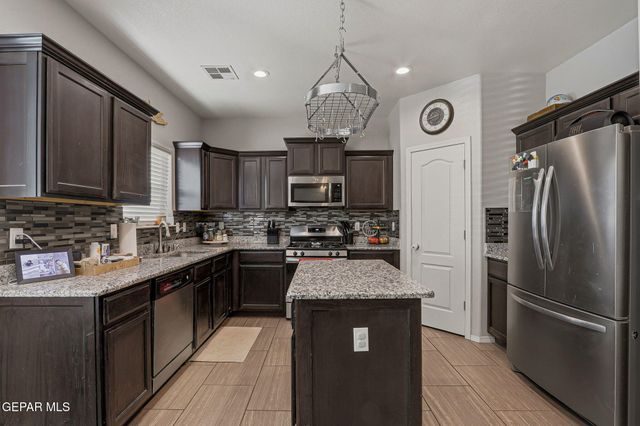 14462 FERNANDO ZUBIA Avenue, El Paso, TX 79938