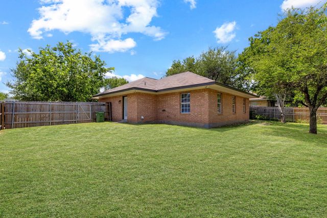 837 Eagles WAY, Leander, TX 78641