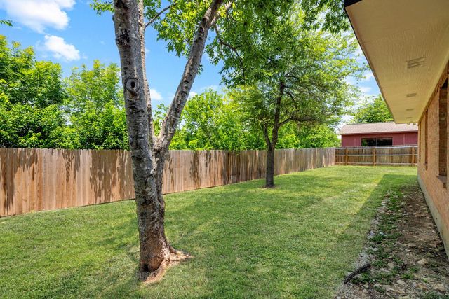 837 Eagles WAY, Leander, TX 78641