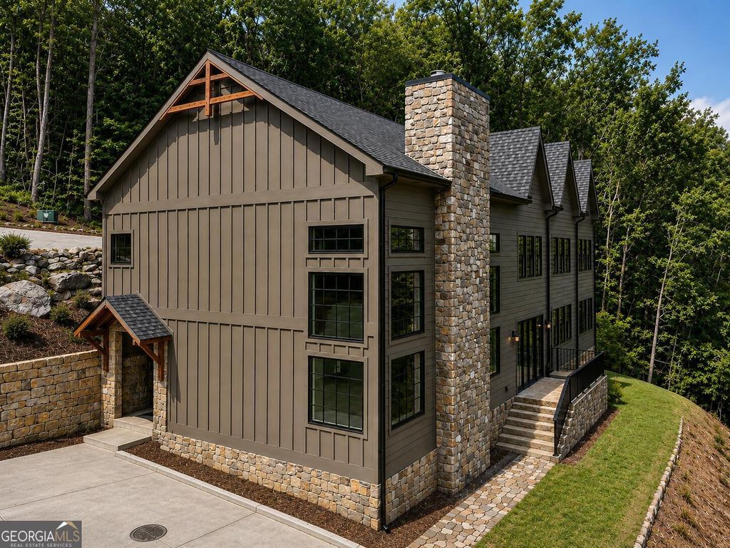 416 Winding Trail, Clayton, GA 30525