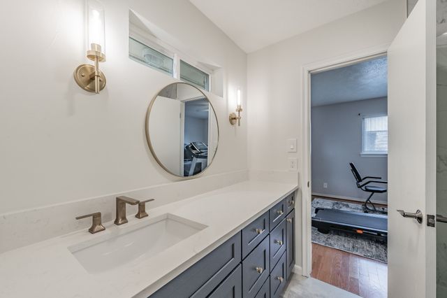 8426 Van Pelt Drive, Dallas, TX 75228