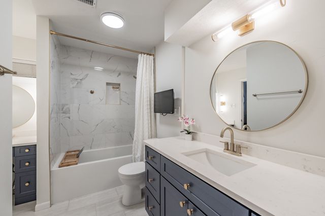 8426 Van Pelt Drive, Dallas, TX 75228