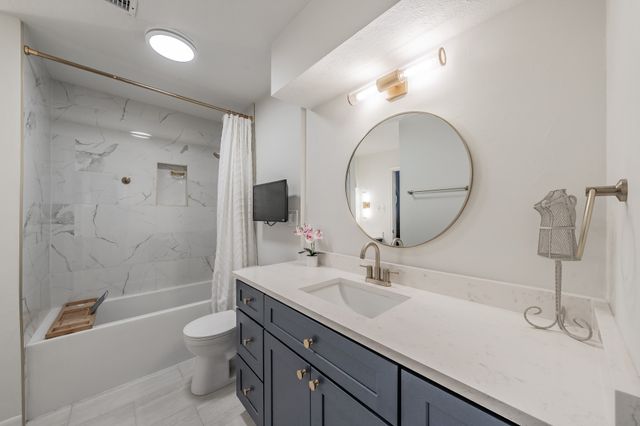 8426 Van Pelt Drive, Dallas, TX 75228