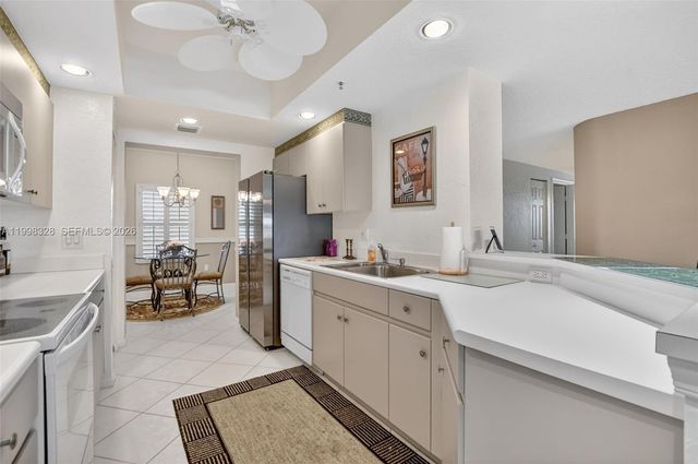 5938 Crystal Shores Dr 301 301, Boynton Beach, FL 33437