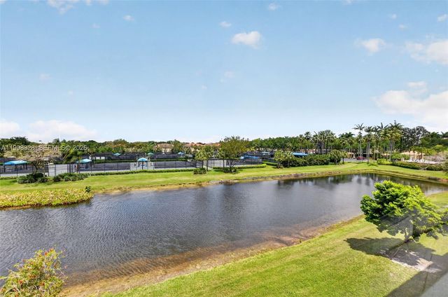5938 Crystal Shores Dr 301 301, Boynton Beach, FL 33437