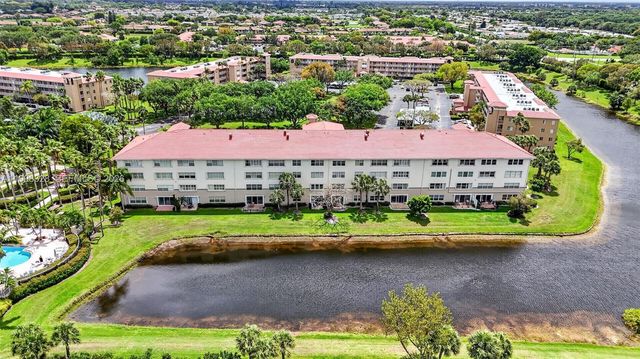 5938 Crystal Shores Dr 301 301, Boynton Beach, FL 33437