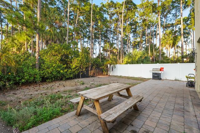 2533 Timber Forest Drive, West Palm Beach, FL 33415