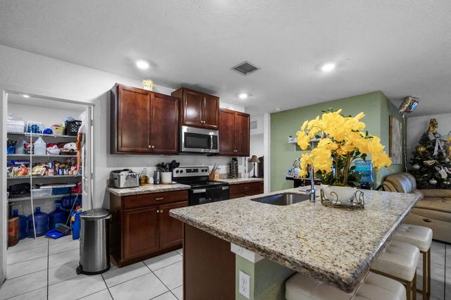 2533 Timber Forest Drive, West Palm Beach, FL 33415