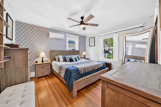 33 Union St, North Andover, MA 01845