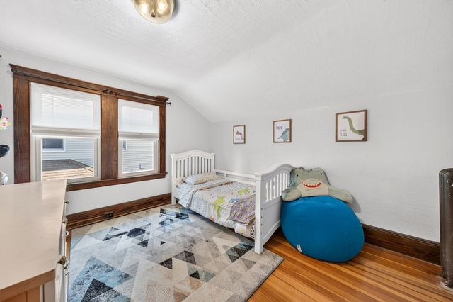 33 Union St, North Andover, MA 01845