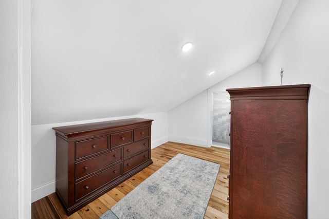 33 Union St, North Andover, MA 01845
