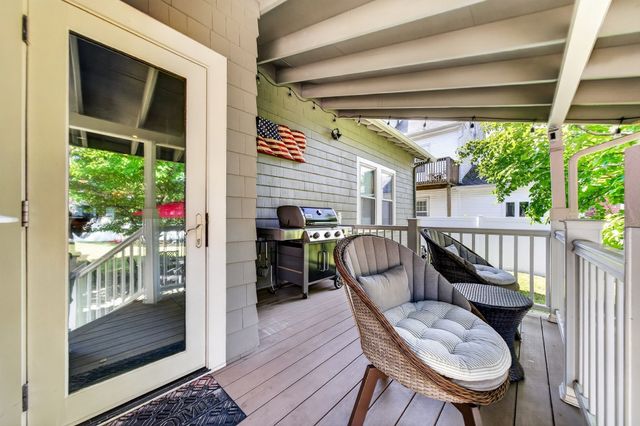 33 Union St, North Andover, MA 01845