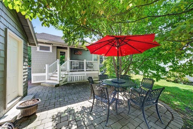 33 Union St, North Andover, MA 01845