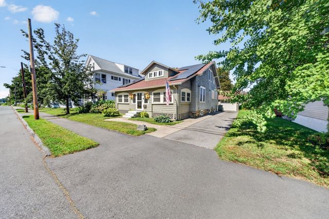 33 Union St, North Andover, MA 01845