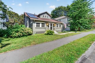 33 Union St, North Andover, MA 01845