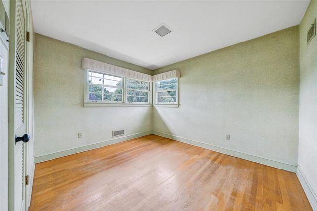 2725 Lofton RD SW, Roanoke, VA 24015