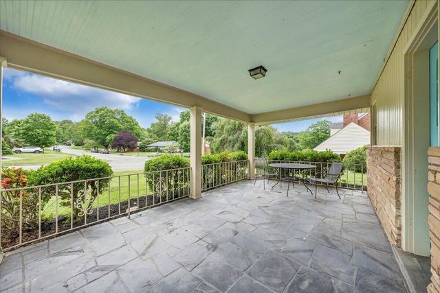 2725 Lofton RD SW, Roanoke, VA 24015