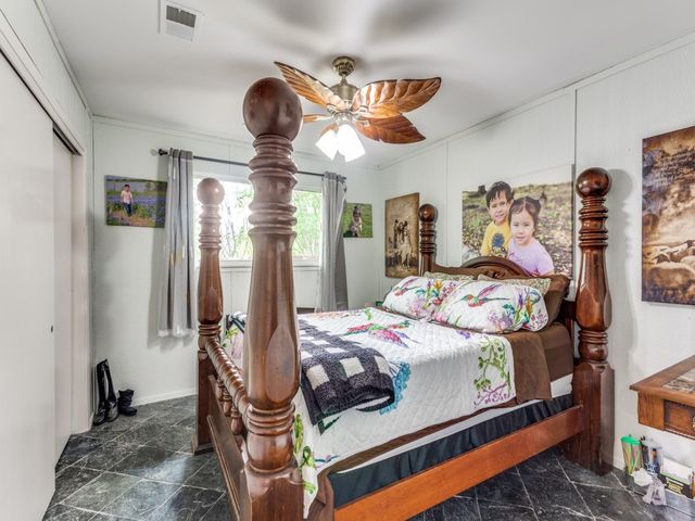 405 Chandler Lake Road, Fort Worth, TX 76103