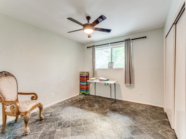 405 Chandler Lake Road, Fort Worth, TX 76103