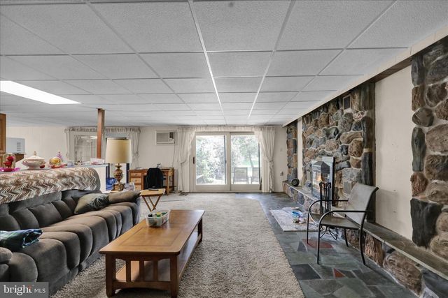 9185 OLD ROUTE 22, Bethel, PA 19507