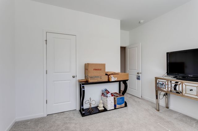 517 Morgan Meadows Way, Columbia, TN 38401