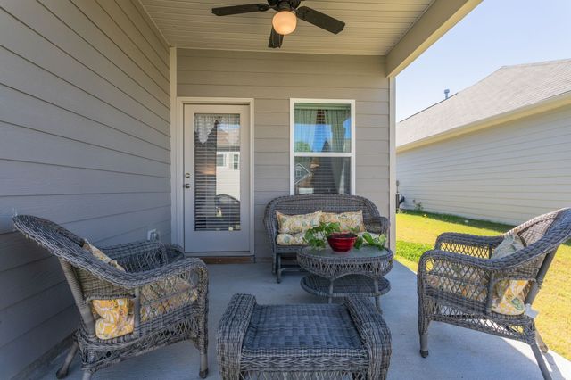 517 Morgan Meadows Way, Columbia, TN 38401