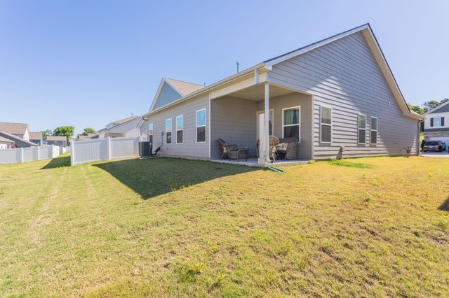 517 Morgan Meadows Way, Columbia, TN 38401