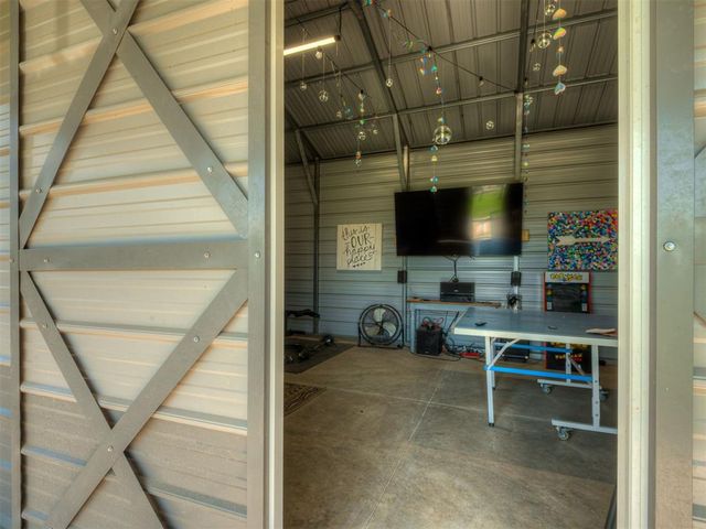 3390 Canadian Trail Court, Noble, OK 73068