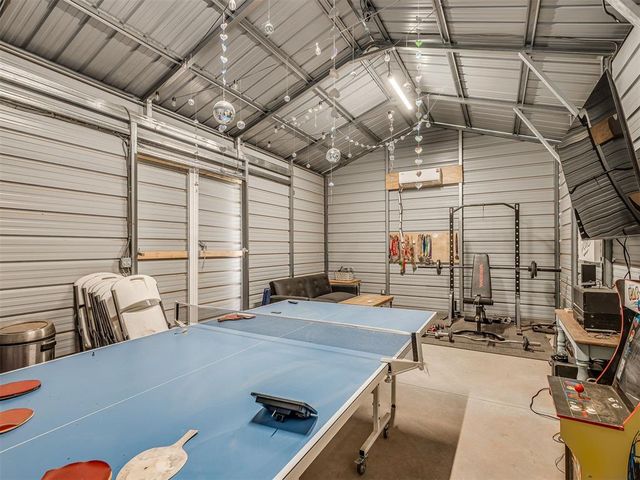 3390 Canadian Trail Court, Noble, OK 73068