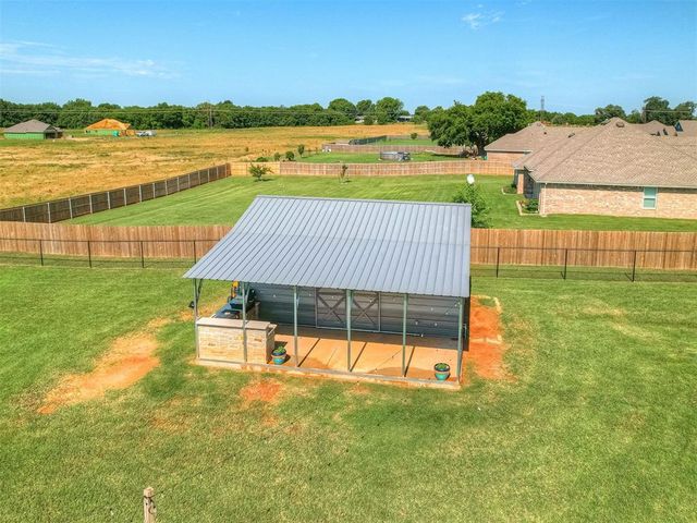 3390 Canadian Trail Court, Noble, OK 73068