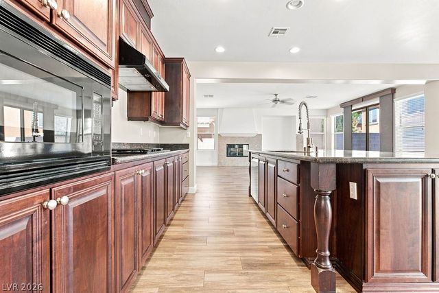 1220 Olivia Parkway, Henderson, NV 89011