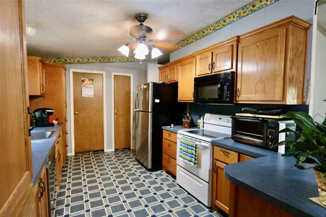 2784 Theresa Lane, Moody, TX 76557