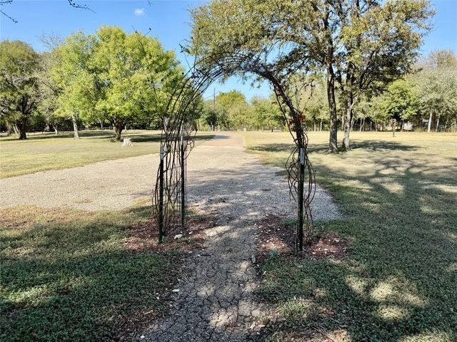 2784 Theresa Lane, Moody, TX 76557