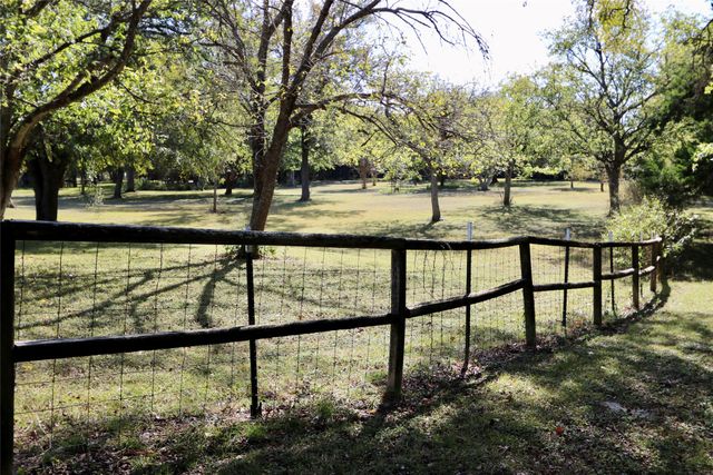 2784 Theresa Lane, Moody, TX 76557