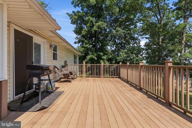 62 LAUREL DR, Hanover, PA 17331