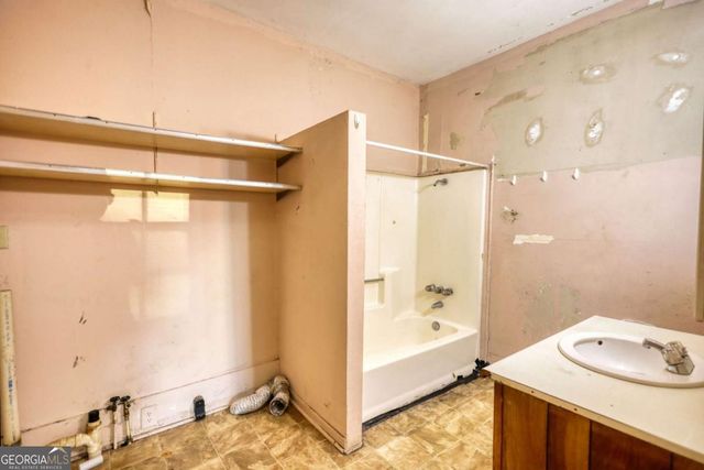 3195 Highway 213, Mansfield, GA 30055