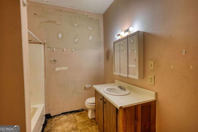 3195 Highway 213, Mansfield, GA 30055