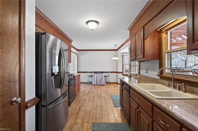 4033 Kalona RD, Portsmouth, VA 23703