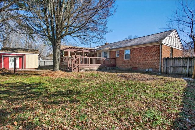 4033 Kalona RD, Portsmouth, VA 23703