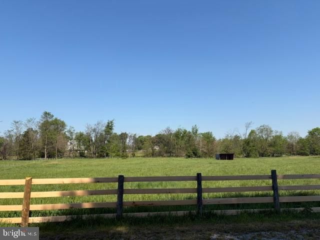 1381 LEETOWN RD, Summit Point, WV 25446