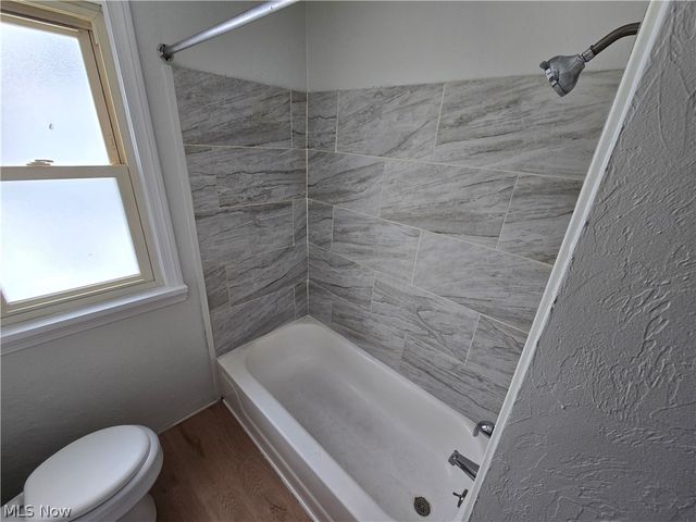 4667 E 86th Street, Garfield Heights, OH 44125
