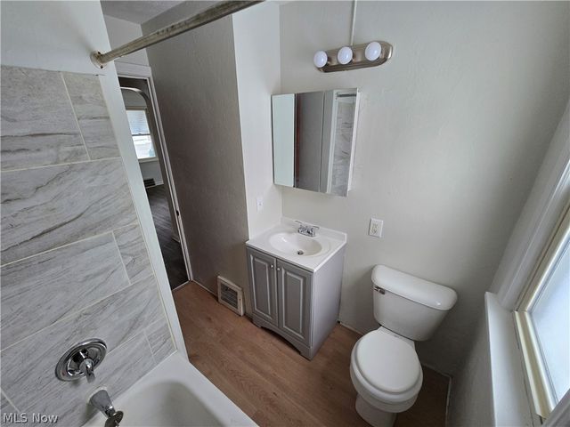 4667 E 86th Street, Garfield Heights, OH 44125